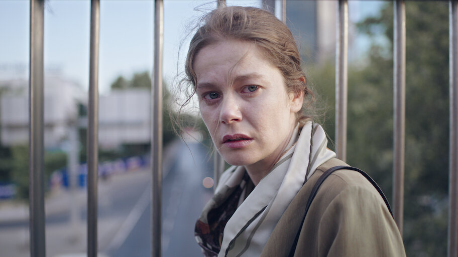 Fatma – Eine Putzfrau schlittert in die Kriminalität. Review Miniserie